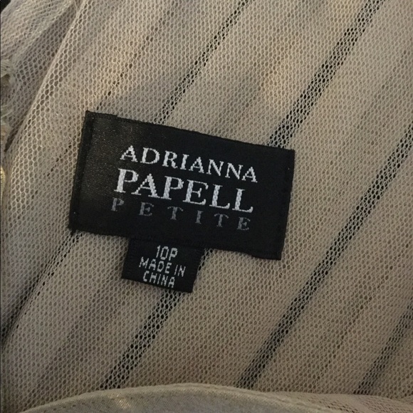 Adrianna papell tier scalloped dress - Picture 4 of 4